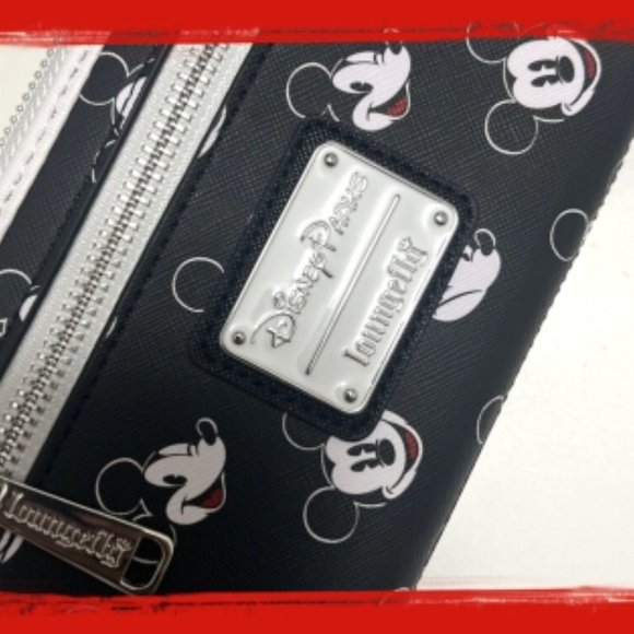 NWT Loungefly x Disney Iconic Mickey Mouse Wallet - Picture 4 of 5